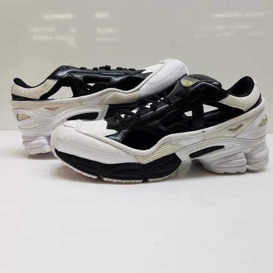 Buy the AUTHENTICATED Men's Adidas Raf Simons x Repllicant Ozweego White/Black Size 9 | GoodwillFinds