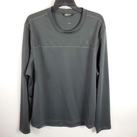 The North Face Men Black Long Sleeve XL image number 1