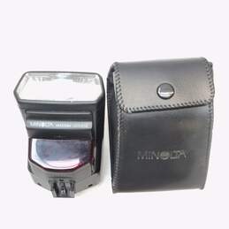 Lot of 2 Assorted Minolta Camera Flashes alternative image