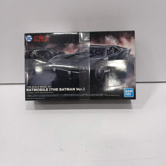 Bandai 1/35 Scale Batmobile Model Kit image number 1