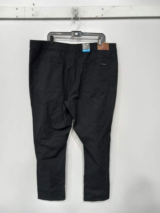 Men's Black Columbia Pants Size 42x30 image number 2