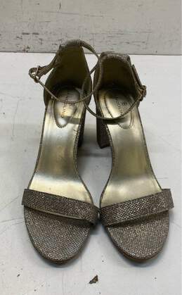 Bandolino Shimmer Strappy Heels Platinum Gold 7.5 alternative image