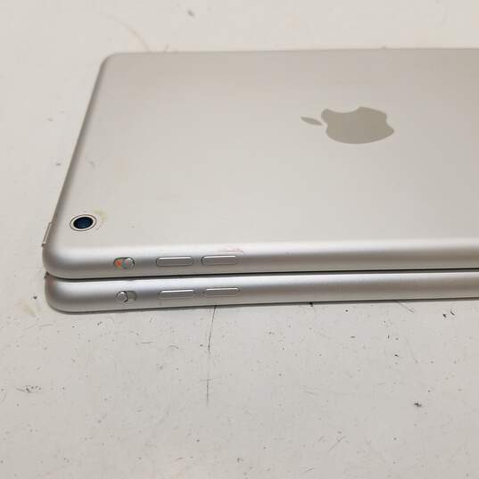 Apple iPad Mini (A1432) - Lot of 2 - LOCKED image number 5