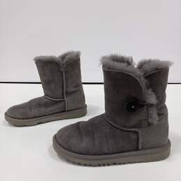 Uggs Boots Gray Size 2 alternative image