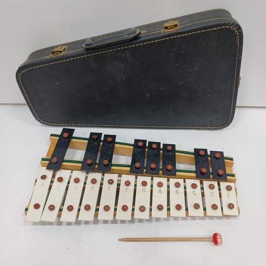 Vintage Rhythm Band Inc.  Xylophone in Hard Case image number 2