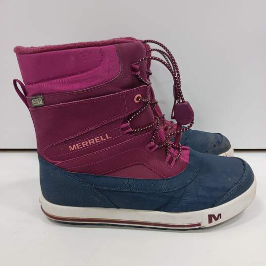 Women's Magenta & Navy Merrell Boots  Size 6M image number 3