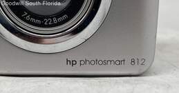 HP Photosmart 812 Q2146A Silver 4.0MP Pentax Zoom Lens Digital Camera Not Tested alternative image