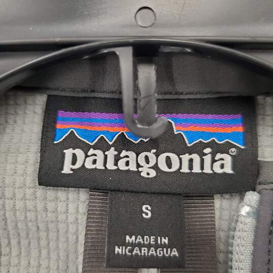 Patagonia Men Grey Jacket S image number 3