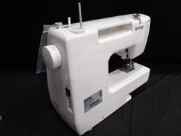 Brother Portable  Sewing Machine  Model LX3014 alternative image
