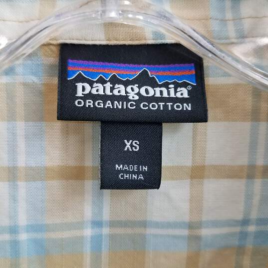 Patagonia blue and tan button up short sleeve shirt men's XS image number 3