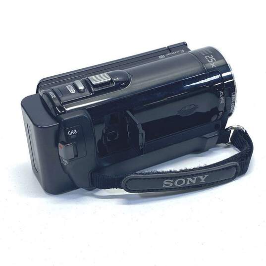 Sony Handycam HDR-CX110 HD Camcorder image number 4
