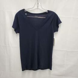 NWT Vince WM's Dark Blue V-Neck T-Shirt Blouse Size SM