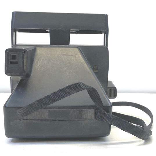 Polaroid One Step 600 Land Instant Camera image number 3