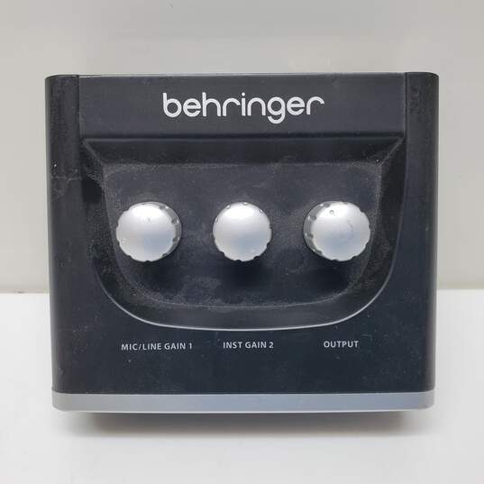 Behringer U-Phoria UM2 Audio Interface image number 1