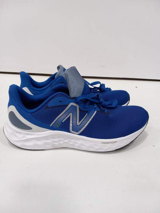 New Balance Fresh Foam Men's Blue Sneakers Size 9.5 image number 1