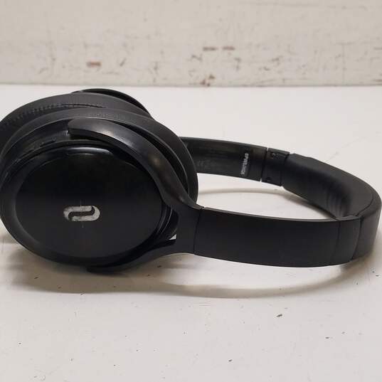 Taotronics TT-BH22 Noise-Canceling Headphones with Case image number 4