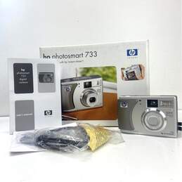 HP Photosmart 733 3.2MP Compact Digital Camera