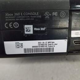 Microsoft Xbox 360 Elite Console for Parts and Repair alternative image