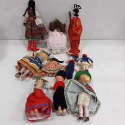 9 Vintage Assorted  Dolls of World alternative image