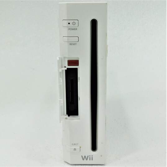 Nintendo Wii With 2 Games, 3 Controllers, 2 Nunchucks, and 1 Stand Including Lego Star Wars The Complete Saga image number 2