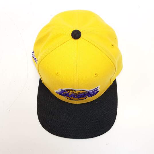 Mitchell & Ness Los Angeles Lakers Snapback Cap image number 5