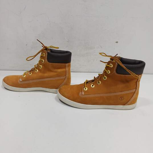 Timberland Women's Boots Size 8.5 image number 2