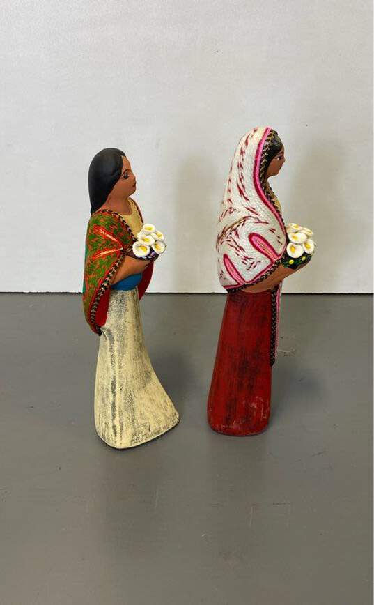 Lot of 2 Folk Art Figure Clay Mexican Maria Doll Holding Bouquet Sculpture image number 2