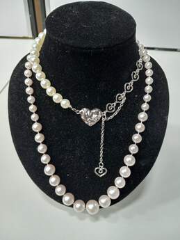 5 Piece Pearl Theme Necklace Bundle alternative image