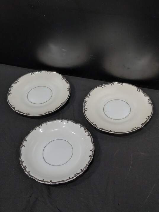 Mikasa China Platters and Bowls image number 6