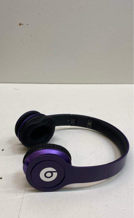 Beats By Dr. Dre Original Wired Purple Headphones SOLO HD with Case image number 2