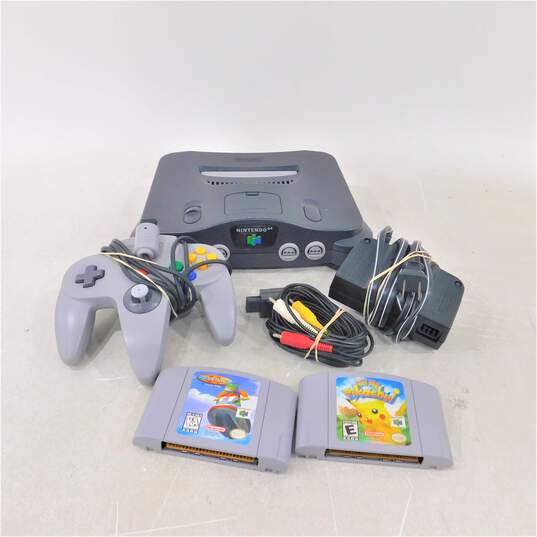 Nintendo 64 w/ 2 games image number 1