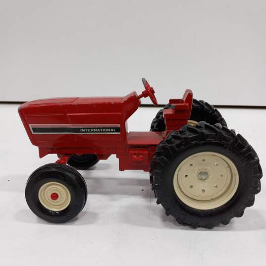 ERTL Stk #415 Red Die Cast Farm Tractor image number 3