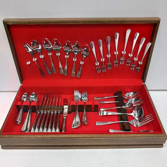 Bundle of Assorted Northland Stainless Silver Tone Cutlery Set In Wood Box image number 7