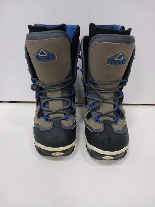 Vintage Airwalk Unisex Blue/Black/Gray Snowboarding Boots Size 7 Men's & Size 8 Women's image number 1