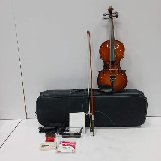 BROWN CECLIO VIOLIN IN HARD CASE image number 1