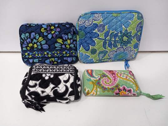 Lot of 4 Assorted Vera Bradley Clutch Purses image number 1