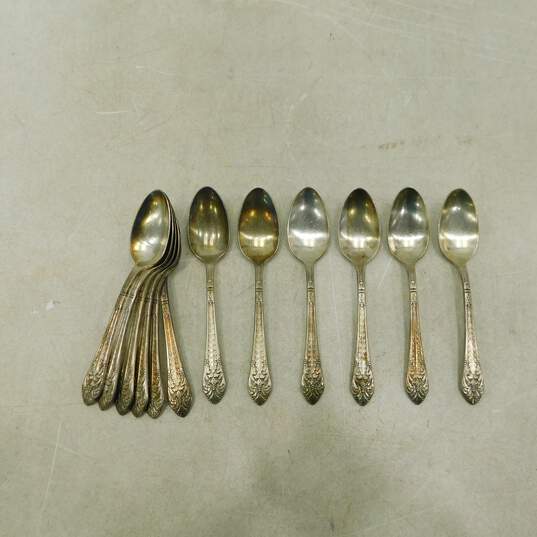 1847 Rogers Bros Marquise Vintage Silver Plate Flatware Set With Case image number 4
