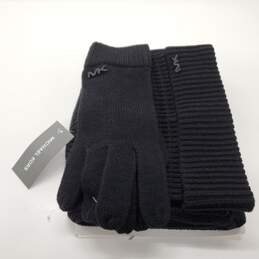 Michael Kors Men’s 3pc Set Black Knit Hat, Scarf and Gloves