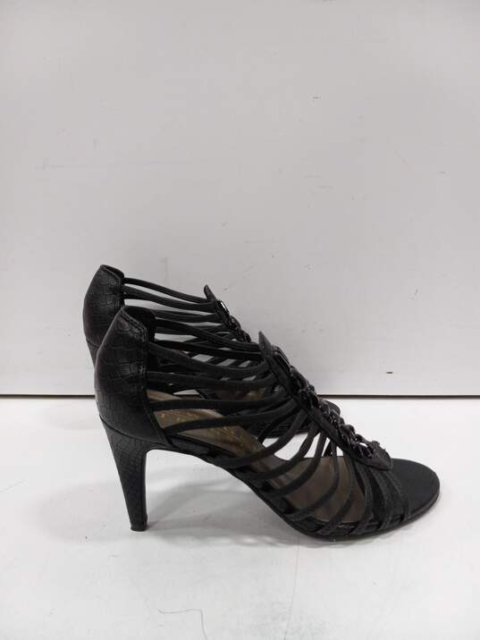 New York Transit Women's Black Heels Size 9 w/Box image number 4