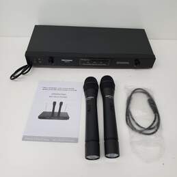 Gem Sound Wireless Microphone System GMW-61 /Powers ON alternative image