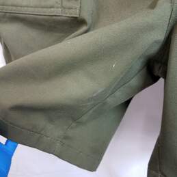 Vintage army green military cargo shorts men's 36 alternative image