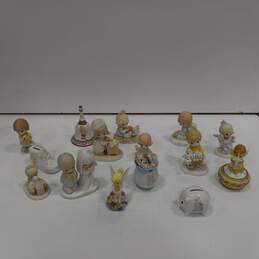 Bundle Of 14 Assorted Precious Moments Figurines