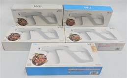 5 Nintendo Wii Zapper Light Guns 10B W/ 3 Games, Links Crossbow Training
