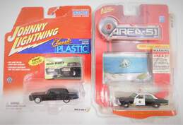 Johnny Lightning Die Cast Area-51 Ford Fairlane Patrol Car & Green Hornets Black Beauty
