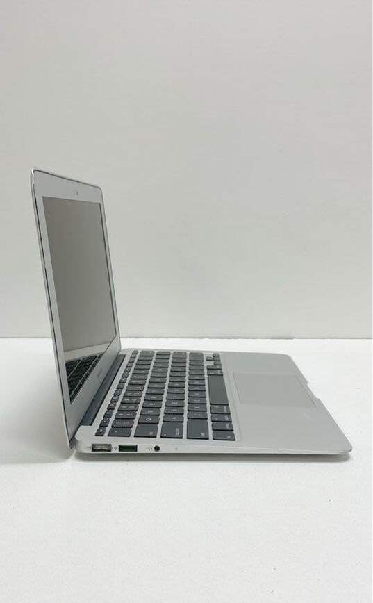 Apple MacBook Air (11", A1370) FOR PARTS/REPAIR image number 4
