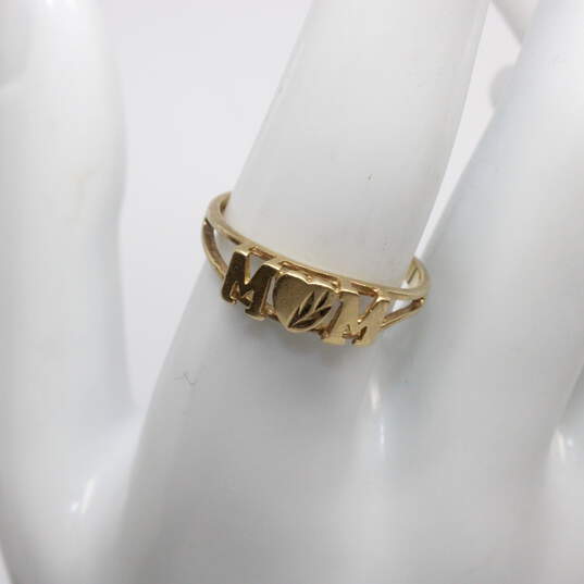 10K Yellow Gold 'MOM' Ring(Size 7.5)-1.7g image number 2