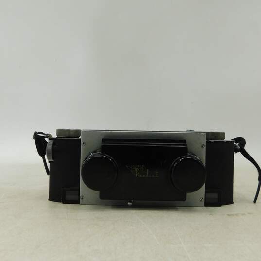 Stereo Realist 35mm camera vgc by David White image number 1