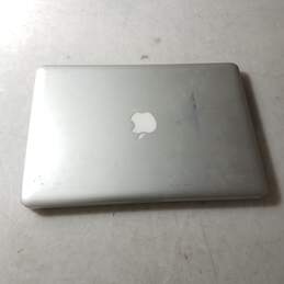 Apple MacBook Pro Core 2 Duo 2.4GHz 13In Mid-2010 alternative image