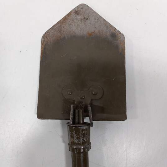 U.S. Military Folding Spade Shovel image number 3