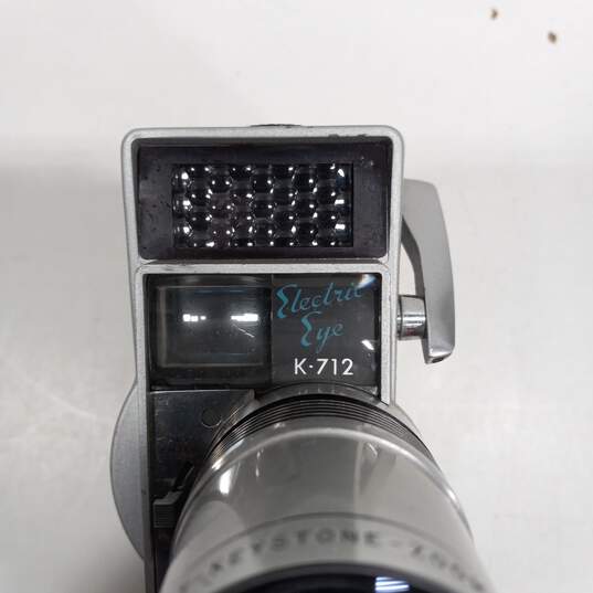Keystone Electric Eye K-712 Zoom 8mm Movie Camera with Original Case image number 4